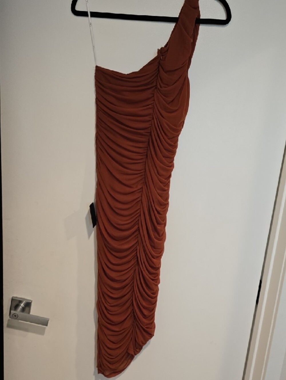 Lulu's Rust One-Shoulder Ruched Midi Dress - Picture 5 of 5